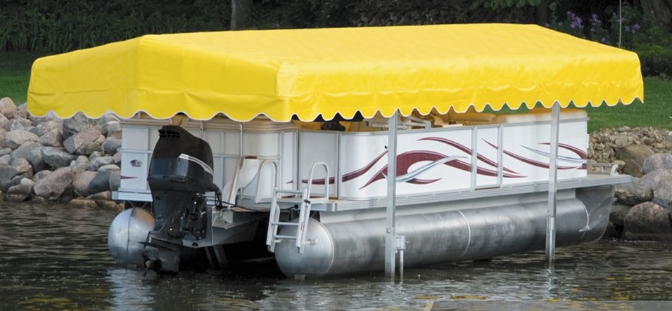 Boat Lifts in Orchard Lake
